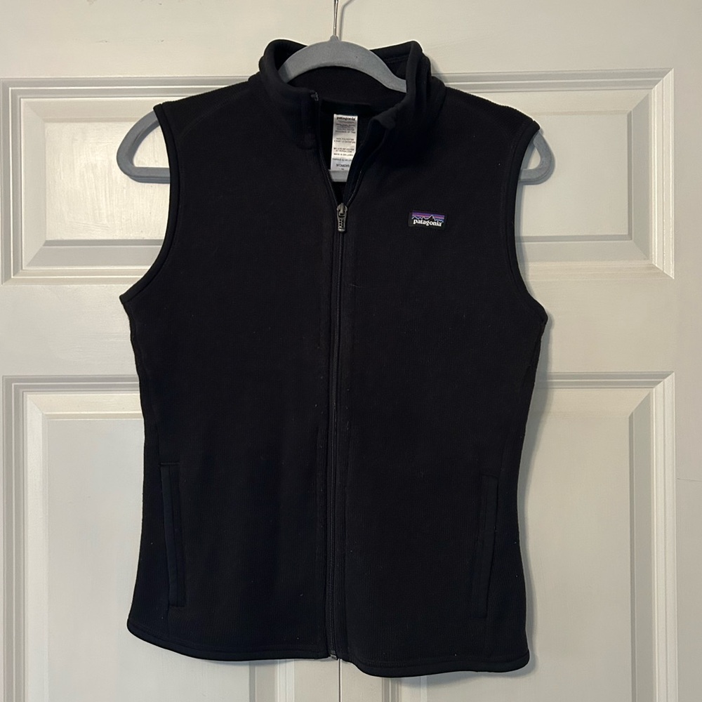 Women’s Black Synchilla Patagonia Fleece Vest